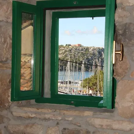 Holiday home Anna Skradin